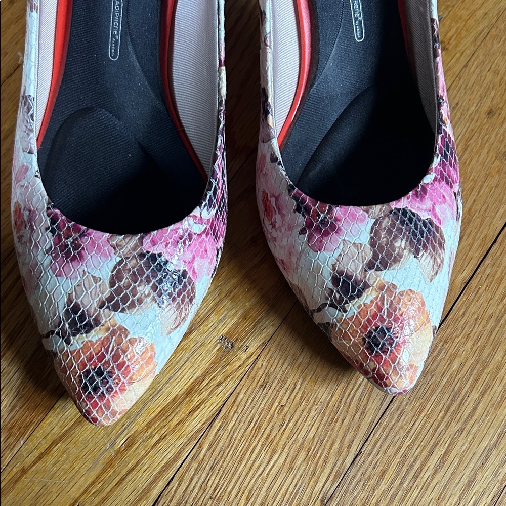Rockport Women's Floral Heels - Pink and Brown Sz 9.5đź’•Very comfortableđź’• - Picture 2 of 10
